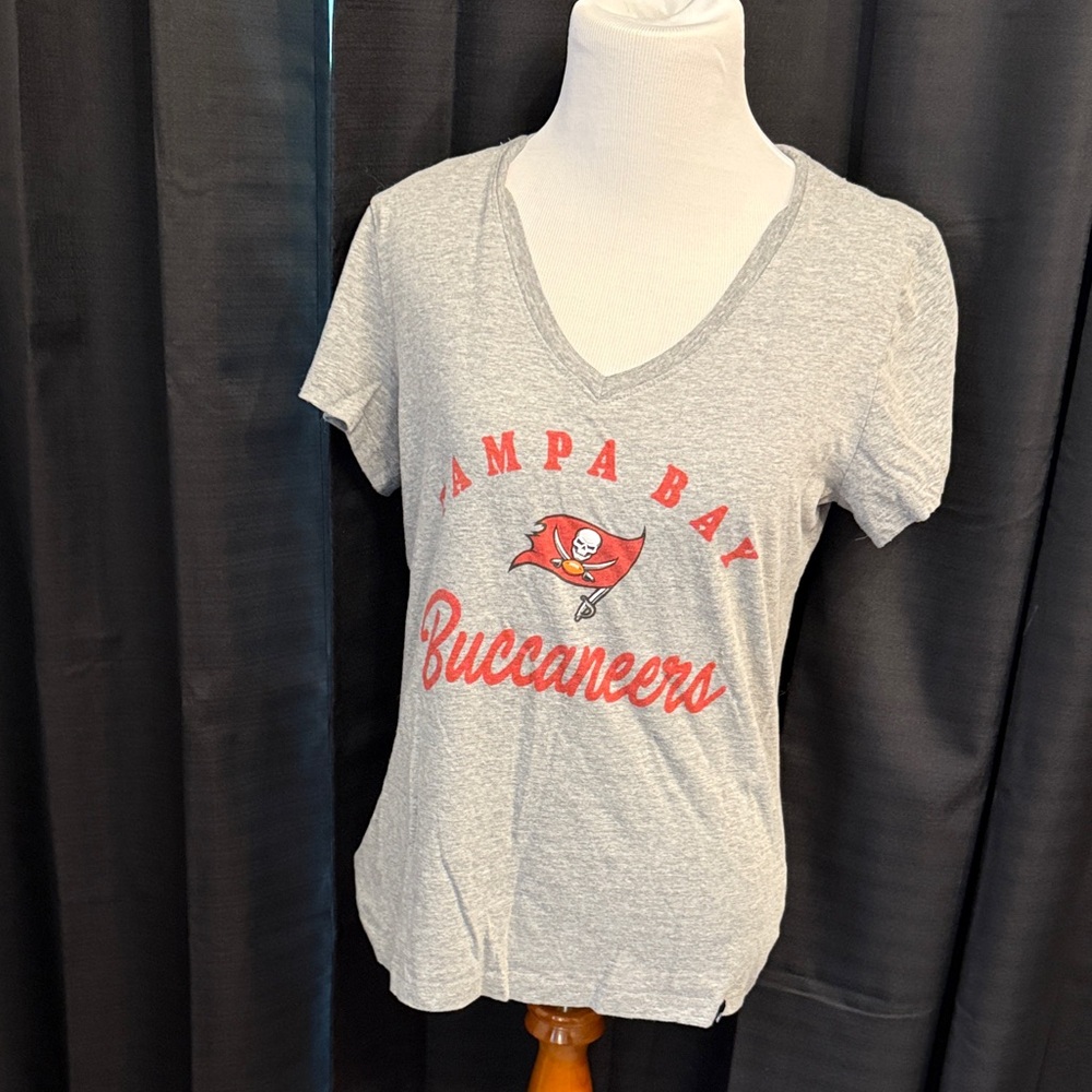 Women's Gray V-Neck Tampa Bay Buccaneers Tee